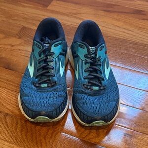 Brooks Teal and Navy Athletic Shoes
